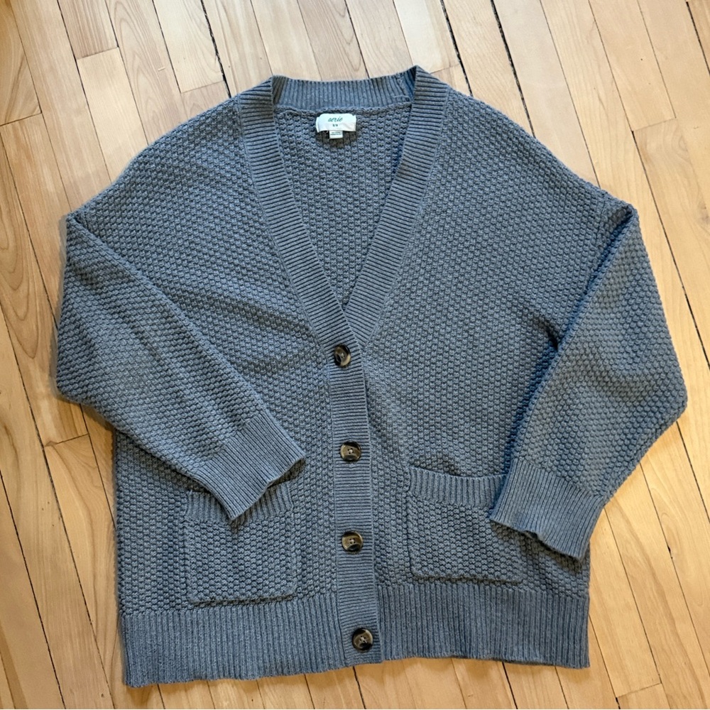 aerie Gray Textured Knit Button-Up Cardigan - Picture 5 of 8